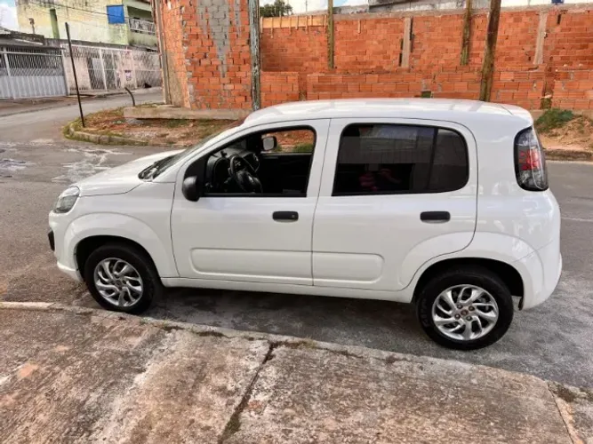 Fiat Uno Drive 1.0 Flex 6V 5P 2018