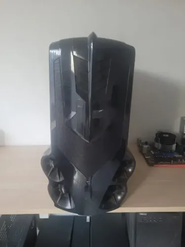 Gabinete game grande usado tipo turbine de aviao otimo 140 temos ssd novo otimo preco