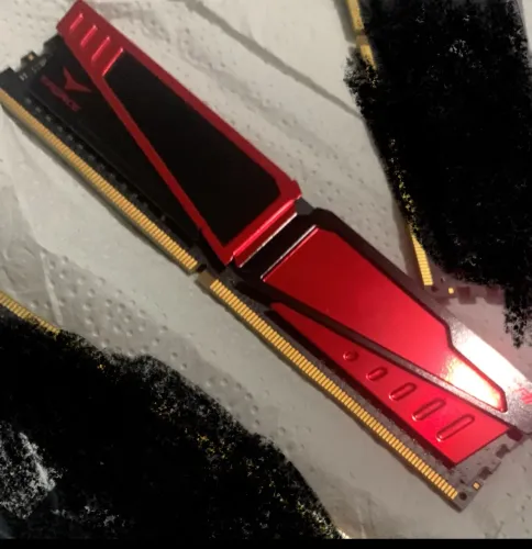 Pente ddr4-8gb 2400mhz vulcan 