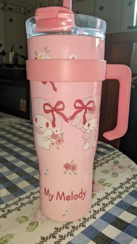 Vendo garrafa térmica da My Melody