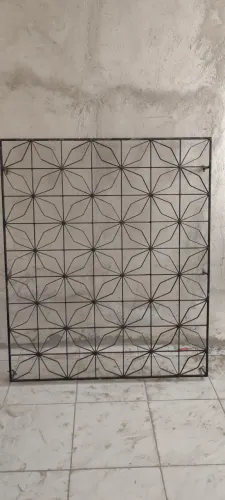 Grade janela Ferro 1,70 x 1,40 Cm