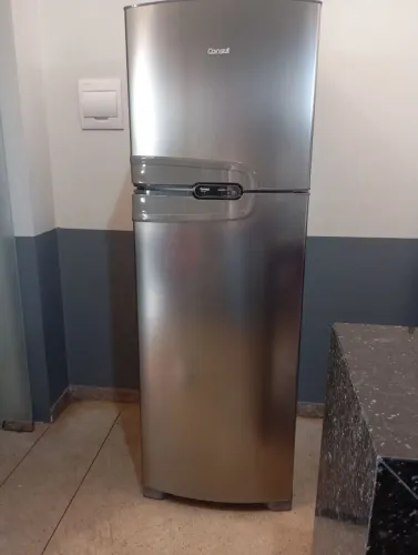 Geladeira Consul, pouco tempo de uso