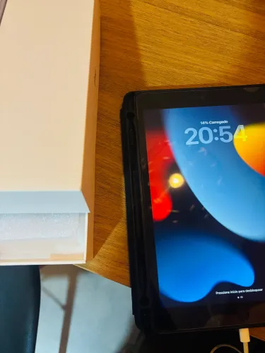 iPad 9ª geração 64GB Wi-Fi + Cellular 4G 10.2 - Space Gray