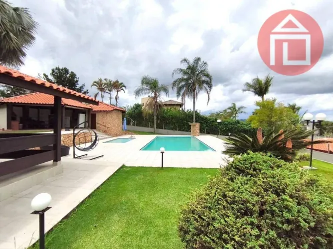 Casa com 3 dormitórios para alugar, 450 m² por R$ 15.500,00/mês - Condomínio Residencial V