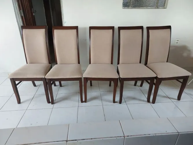 5 Cadeiras da Mesa de Jantar