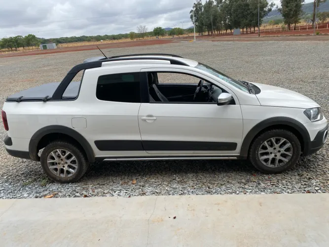 Volkswagen Saveiro Cross 1.6 T.flex 16V CD 2016
