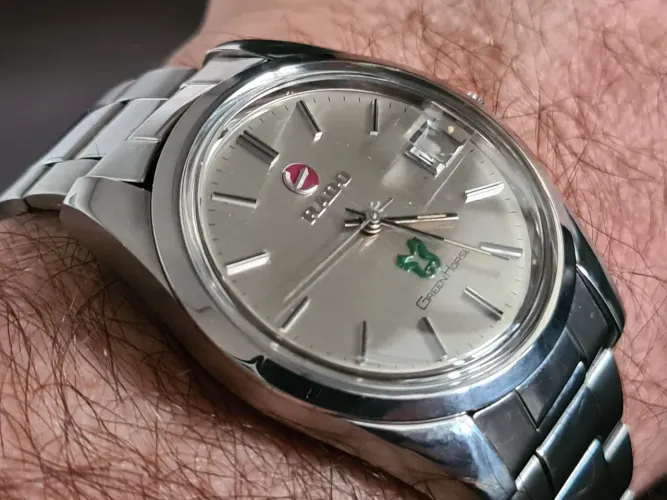 Relógio Rado automático década de 1970. Sem uso.