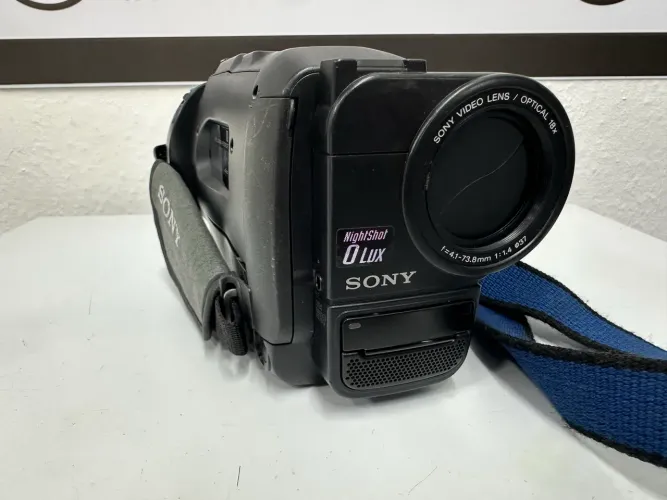 Filmadora Sony 8mm CCD-TR416