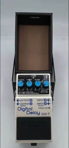 Pedal Boss DD7 muito novo na caixa