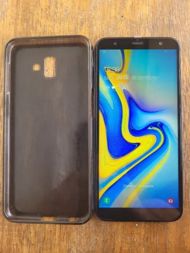 Samsung J6+ 32GB (3GB RAM) + Películas e Capa