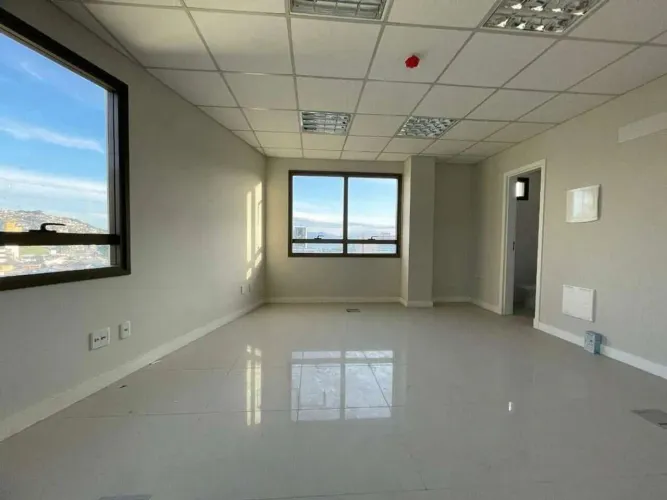 Sala à venda, 29 m² por R$ 300.000,00 - Centro - Florianópolis/SC
