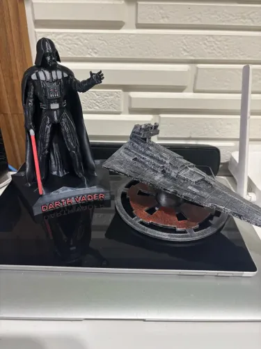 Conjunto Star Wars - Figura Darth Vader e Nave Star Destroyer