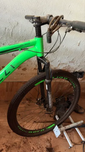 Vende se essa bicicleta 