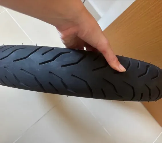 PNEU VIPAL SEMINOVO 90/90 18 SEM CÂMARA