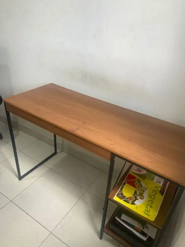 Mesa de escritório ou estudos