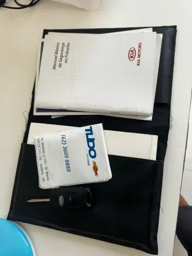 Manual e cópia de chave Lia sorento
