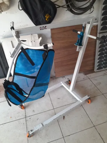 Guincho eleve paciente até 125kg 