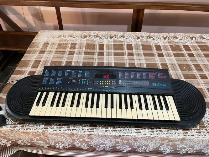 Teclado musical casio