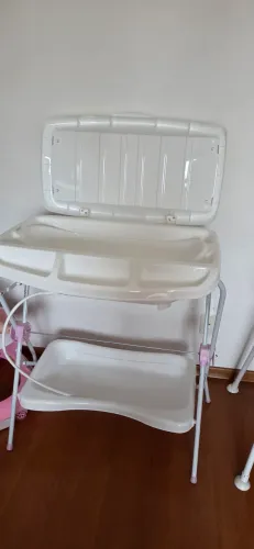 Banheira Kiddo Shower com trocador e suporte - excelente estado