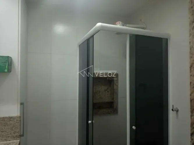 Sala-À VENDA-Centro-Rio de Janeiro-RJ