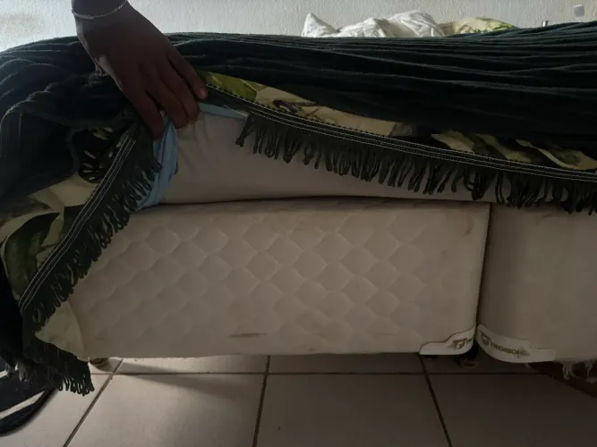 Cama colchão + base queen