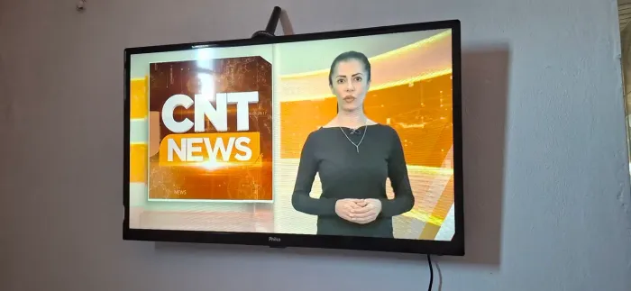 Oportunidade - TV 32" Funcionando Perfeitamente