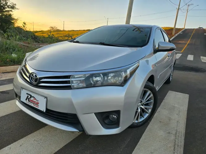 Toyota Corolla XEI 2.0 Flex 16V Aut. 2015