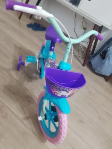 Bicicleta infantil  em excelente estado