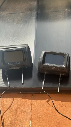 Encosto de cabeça com tela