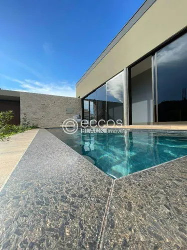Casa em condomínio à venda, 4 quartos, 4 suítes, Residencial Mário de Almeida Franco - UBE