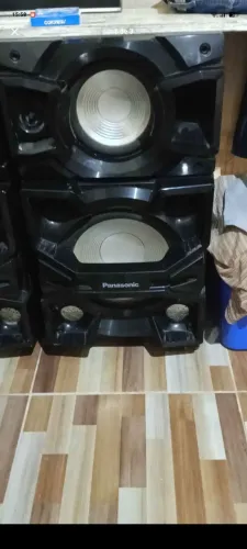 Vendesse caixa dois caixas de som