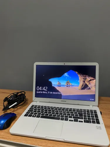 Notebook Samsung i3 Branco Espacial 