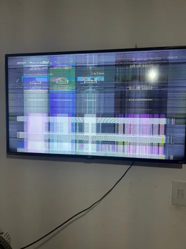 Vendo TV com tela manchada 