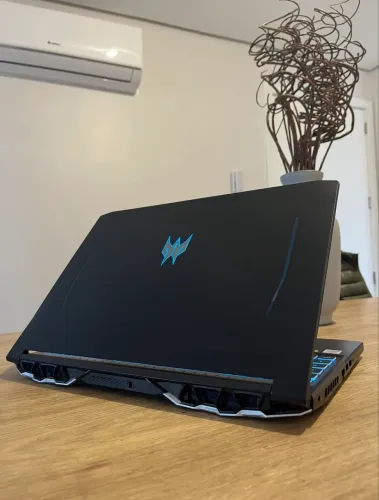 Acer Helios 300 RTX3070MaxQ