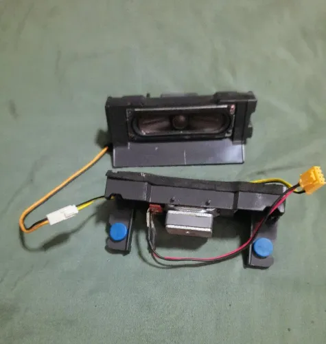 Vendo partes de alto falante 0ara TV Samsung 32 pol. UN32J4300.