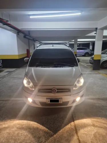 Fiat Idea Essence 1.6 Flex 16V 5P 2015