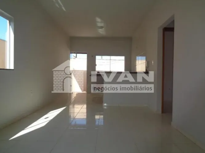 Casa á venda no bairro Shopping Park