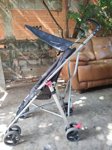 Carrinho guarda chuva Multi Kids