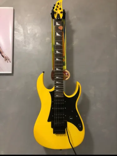 Guitarra Memphis Tagima