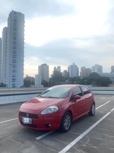 Fiat Punto Attractive 1.4 Fire Flex 8V 5P 2011