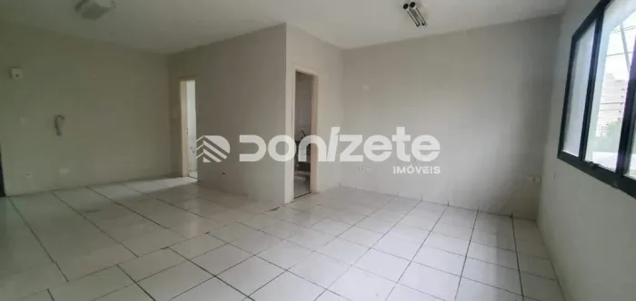 Sala Comercial de 37,80 m² em Vila Guiomar, Santo André Financia e aceita Permuta