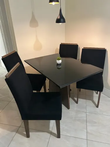 Mesa de Jantar, 4 lugares preta