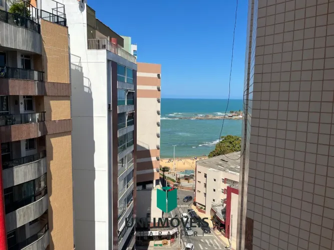 Apartamento à venda no Centro de Guarapari - A 30m da praia e ótima oportunidade