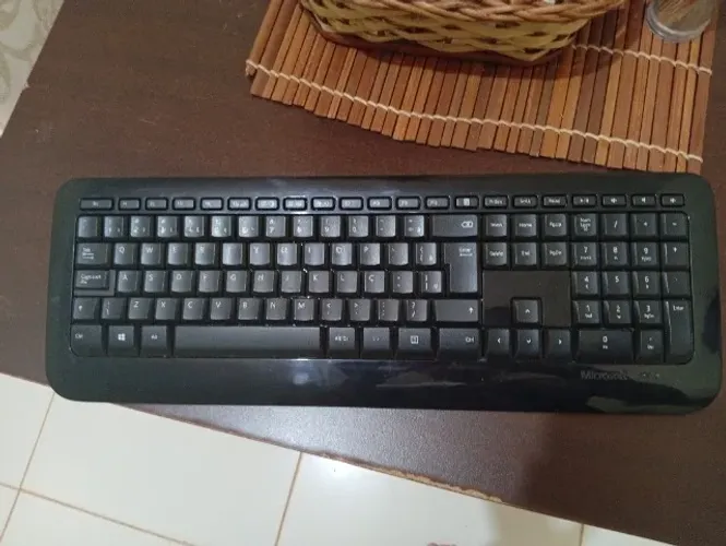 Teclado sem mouse da Microsoft original pouco uso