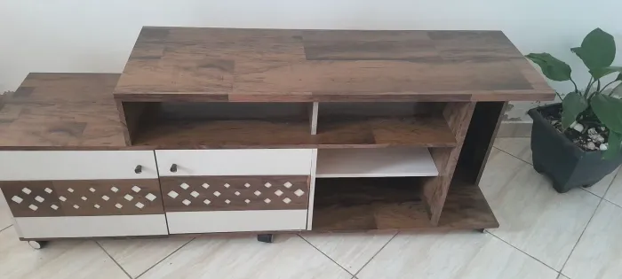 Vendo um Rack usado em bom estado .