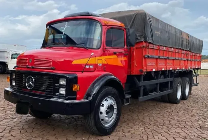 MERCEDES 1516 TRUCK GRANELEIRO