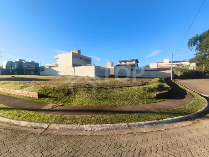 Terreno em Condomínio à Venda no Parque Espraiado, São Carlos