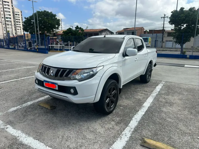 Mitsubishi L200 Triton Sport GLS 2.4 CD Diesel Aut. 2023