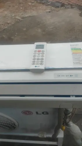 Ar condicionado LG 12000 BTUs 