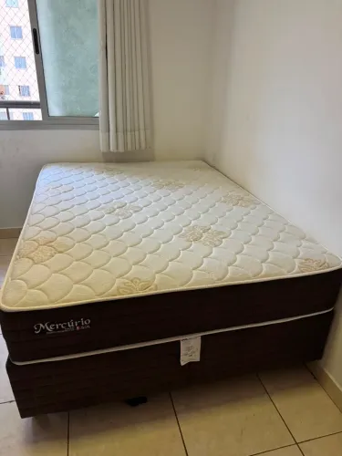 Cama de casal 3 meses de uso